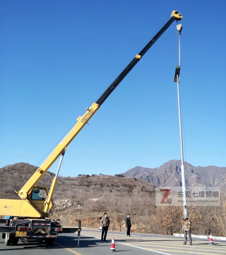 東莞茄子视频懂你更多照明道路路燈安裝現場圖片