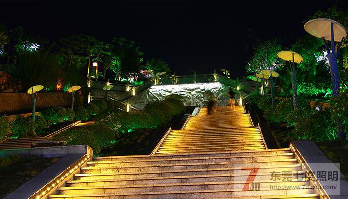 城市公園景觀照明設計效果圖-東莞茄子视频懂你更多照明